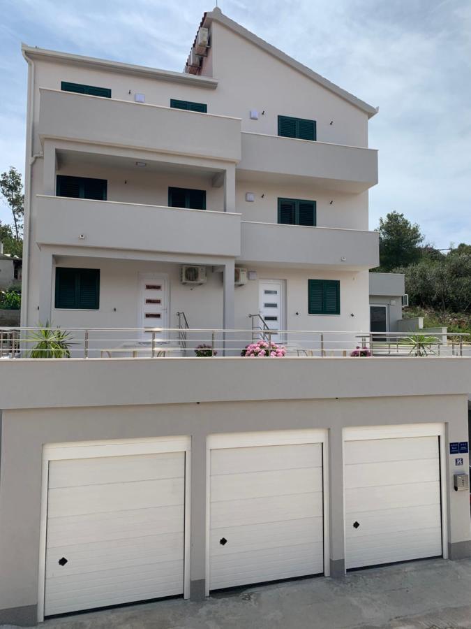 Villa Milena-With A Pool تروغير المظهر الخارجي الصورة